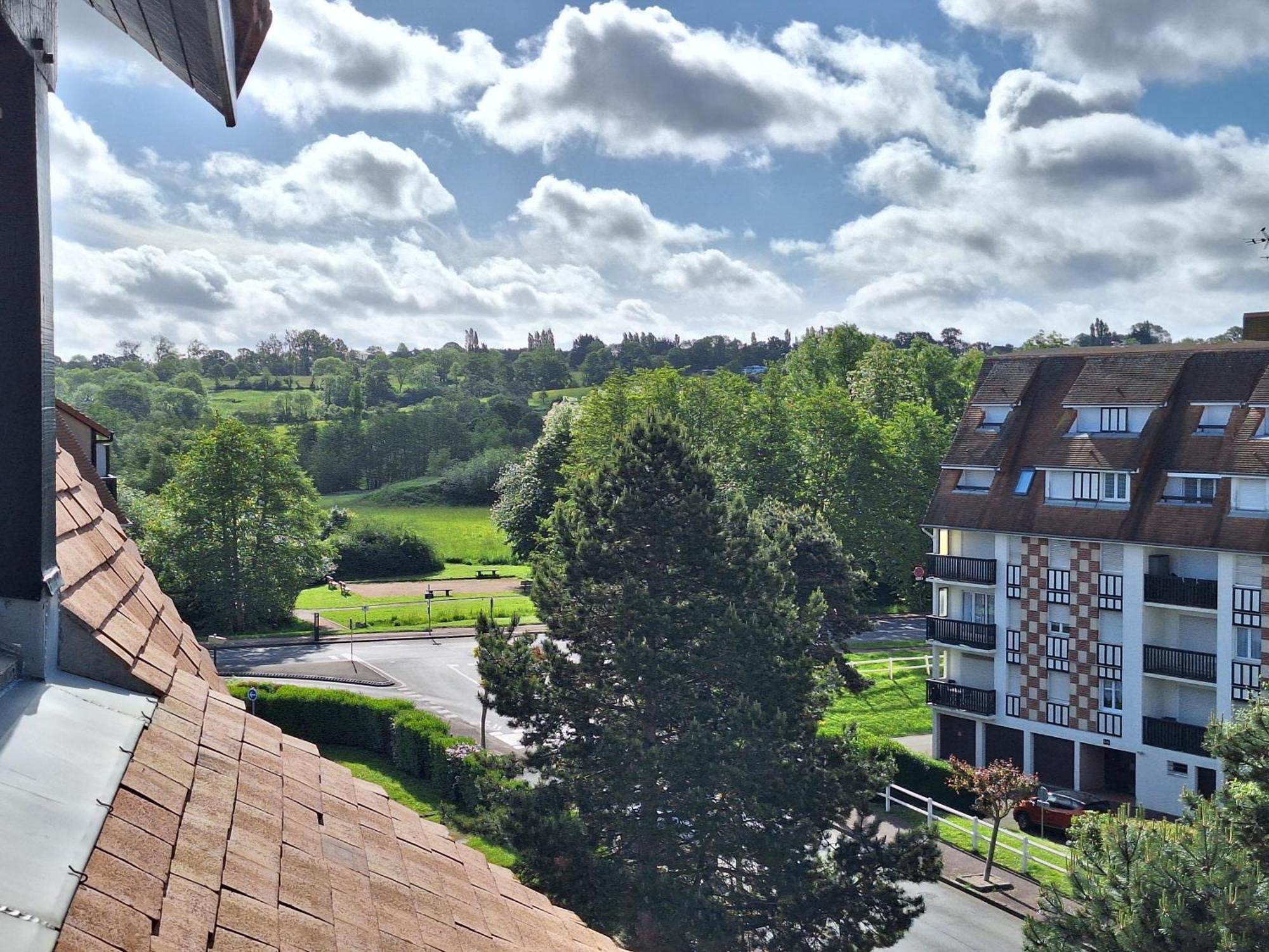 Super Deauville Appartement 2 Pieces Cosy Proche Plage Plein Sud ヴィレ・シュル・メール エクステリア 写真